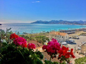 Гостиница MyHome Riviera - Cannes Sea View Apartment Rentals  Канны